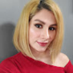 Meet your Posher, Nia